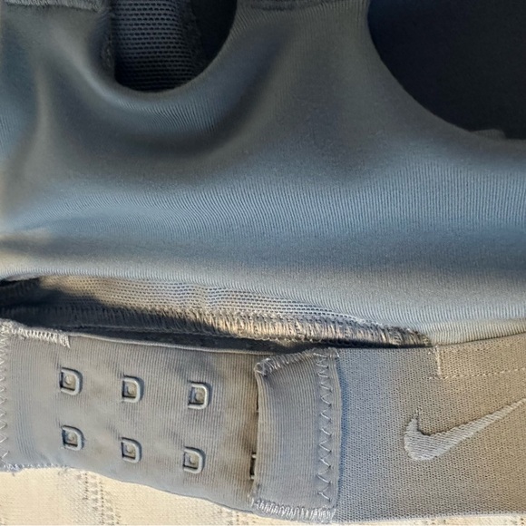 Nike Blue Sports Bra with Scoop Neckline and Thin Straps - Picture 5 of 6